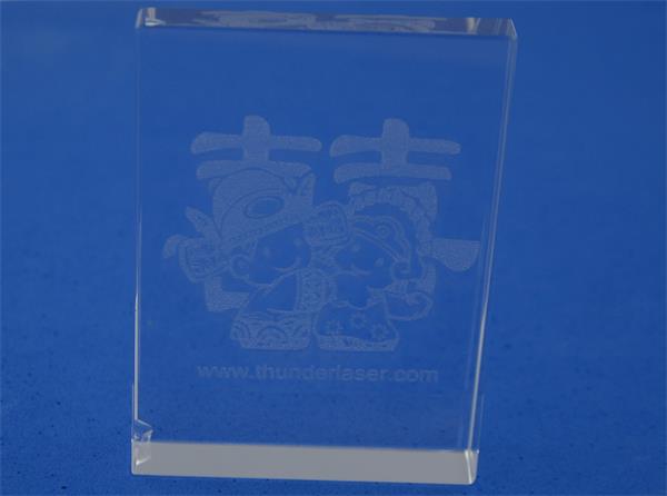 Glass laser engraver
