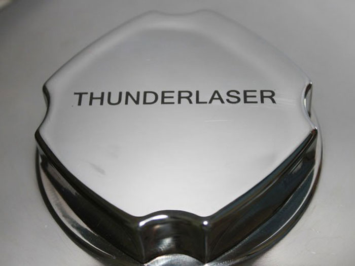 thunderlaser Metal-Engraving laser engraver